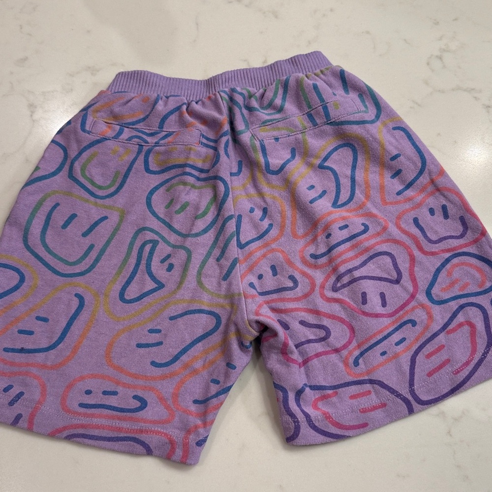 Chaser Girls Happy Face Long Shorts - Picture 3 of 3